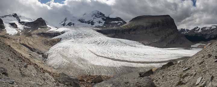 Snowbird pass Mount Robson park